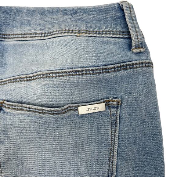 Chico's So Slimming Girlfriend Destructed Crop Jeans Light Wash Size 00 - Picture 9 of 11